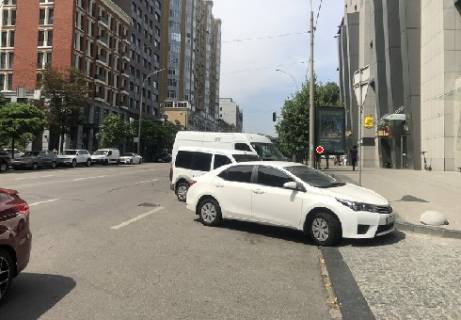 Бэклайт B в Киеве Антоновича вул. (Горького вул.), 81 фото 1