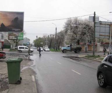 Білборд, Бігборд (Борд)  B у Черкасах, 3x6  Благовісна вул. - В'ячеслава Чорновола вул. Фото 1