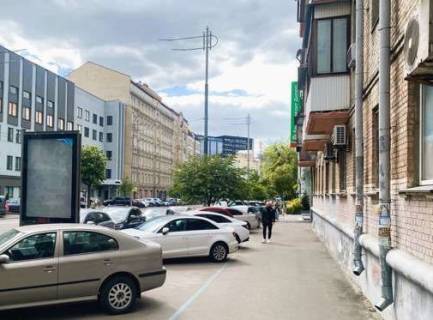 Ситилайт B в Киеве, 1.2x1.8  Жилянська вул., 30-32 фото 1