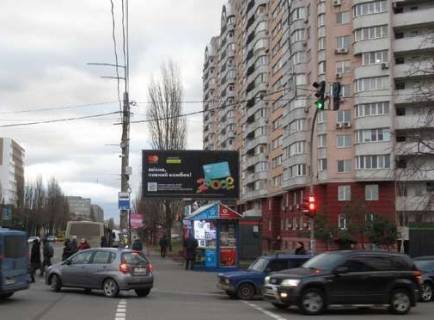 Призма A в Киеве, 3x6  Бориспільська вул., 6 - Вереснева вул. - 258887 фото 1