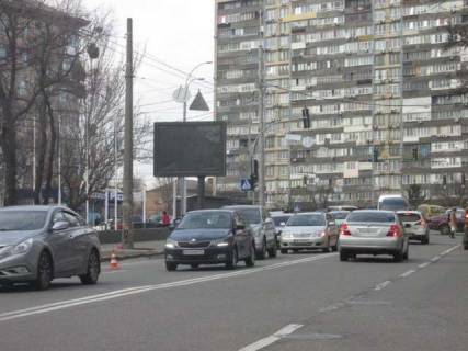 Ситилайт B в Киеве, 1,2х1,8  Бастіонна вул., напроти  буд. 3/12 фото 1