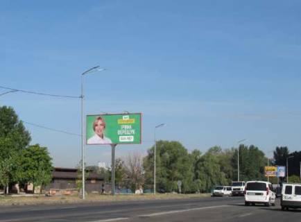 Билборд B в Киеве, 3x6  Ревуцького вул., : розподільник навпроти буд. №4 (у напрямку  Солнечного озера) фото 1