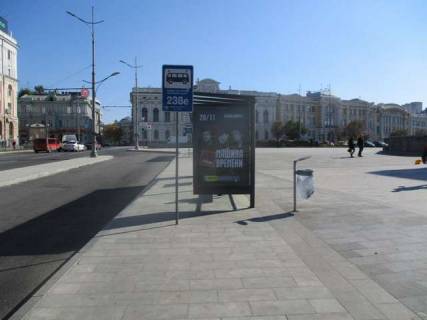 Бэклайт A в Харькове, 1.2x1.8  Конституції пл. - Університетська вул., (зупинка) №2 (А) фото 1
