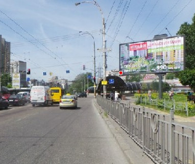 Призма A в Киеве, 3x6  просп. Європейського Союзу (Правди). - Свободи просп. (на перехресті) - 662988 фото 1
