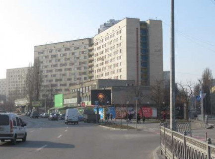 Video Billboard + in Kyiv, 2.3x3.14  Борщагівська вул., 128 (розширення 480х336) - 655712 Photo 1