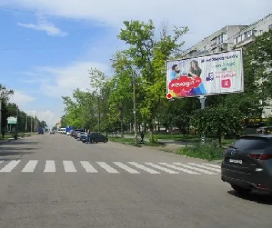 Призматрон, Призма A у Запоріжжі, 3x6  Моторобудівників просп. — Центральний ринок - 661392 Фото 1