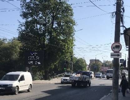 Видеоборд B в Черновцах, 2.3x3.14  Руська вул., 77 (розширення 480х336) - 481644 фото 1