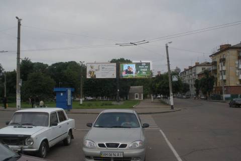Билборд A в Житомире Перемоги пл., 7 (на площу, права) фото 1