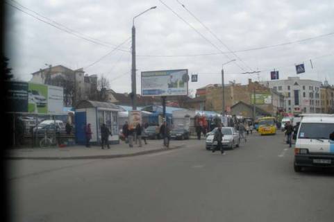 Билборд B в Ивано-Франковске, 3x6  Південний бульв., 22 - Володимира Великого вул. фото 1