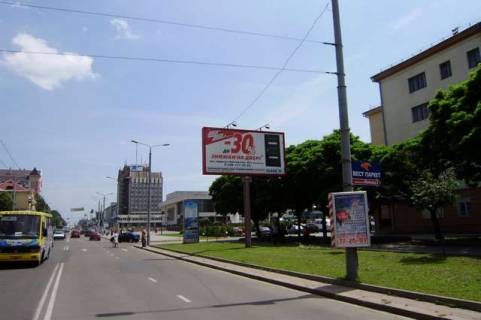 Призма A в Ивано-Франковске, 3x6  Незалежності вул., 36 - 127277 фото 1