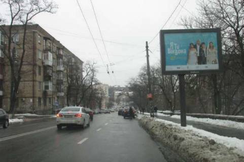 Скроллер A в Киеве, 2.3x3.14  Бастіонна вул., напроти  буд. 3/12 - 44578 фото 1