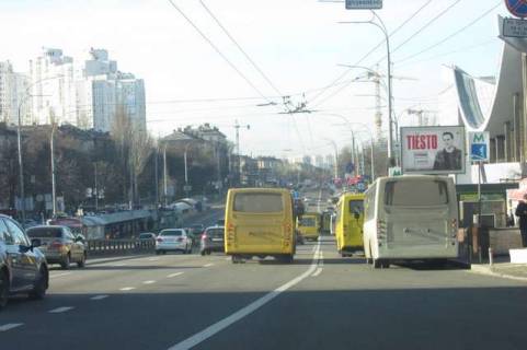 Скроллер A в Киеве Миколи Міхновського бульвар (Дружби Народів бульвар), , 25 (ТТ 6.8 352х484) - 44564 фото 1