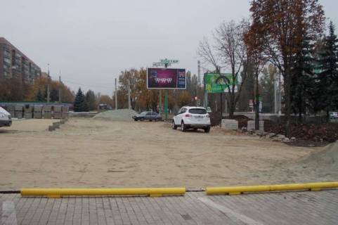 Билборд B в Краматорске, 3x6  Олекси Тихого вул. (Серго Орджонікідзе вул.) - Дніпровська вул. (Дніпропетровська вул.) фото 1