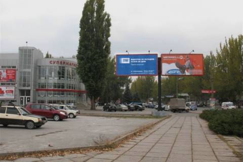 Билборд B в Кривом Роге, 3х6  Металургів просп., 36 (ліва) фото 1