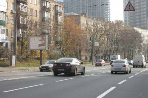 Ситилайт B в Киеве, 1,2х1,8  Михайла Бойчука вул. (Кіквідзе вул.), 37 фото 1