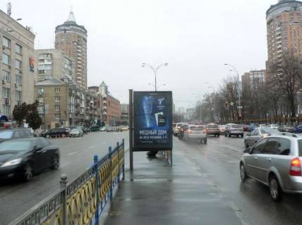 Скроллер B в Киеве, 1.2x1.8  Лесі Українки бульв., 34 (ресторан "Якіторія") (асф.розподільник); №5 - 166906 фото 1