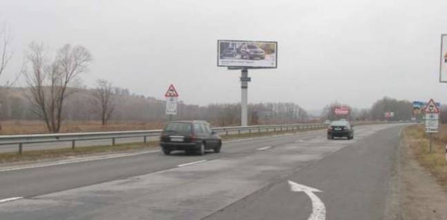 Билборд B в Запорожье, 5x12  Київ - Обухів, 12км + 100м від Києва (у напрямку  Києва) фото 1