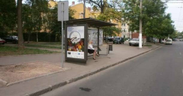 Нестандарт B в Одессе, 1.2x1.8  Дьогтярна вул. - Щепний пров. - Тираспольська вул. - Успенська вул. (остановка) фото 1