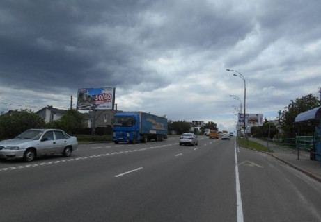 Билборд B в Бровары, 3x6  Київська вул., 60, перехрестя з вул. Стельмаха, навпроти автобусної зупинки фото 1