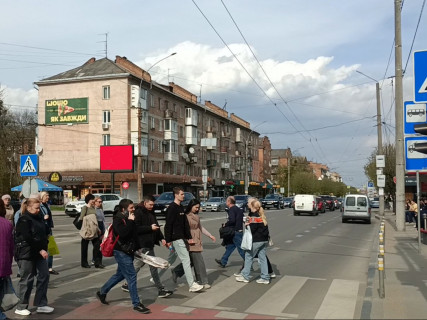 Видеоборд B в Черновцах перехрестя проспект Незалежності, 78 та вул. Небесної Сотні (Стасюка) - 666020 фото 1