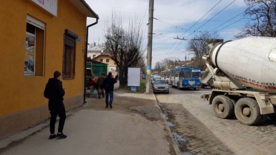 Ситилайт B в Черновцах вул. Головна, 114 (готель Гранд Роял, казино, Бартка, парковка, бізнес центр) фото 1