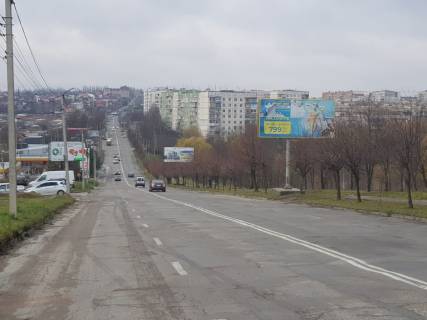 Билборд A в Черновцах вул. Південно-Кільцева (озеро) нижній фото 1