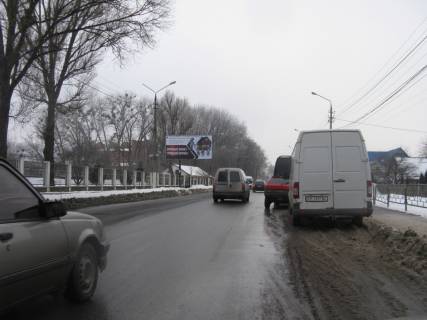 Билборд B в Черновцах вул. Галицький шлях, автовокзал, з центру в Метро фото 1