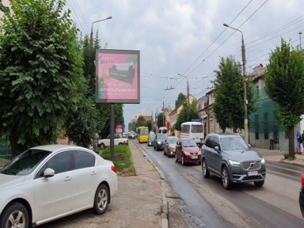 Скроллер B в Черновцах Центр. Героїв Майдану (Червоноармійська), 35 1 км від Соборної площі - 664276 фото 1