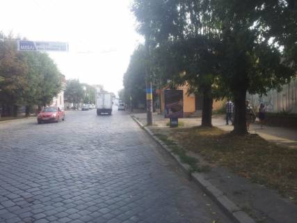 Ситилайт A в Черновцах вул. Головна, 114 (готель Гранд Роял, казино, Бартка, парковка, бізнес центр) фото 1