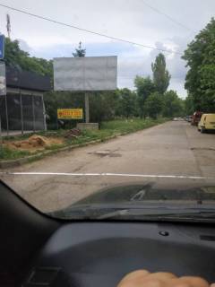 Билборд B в Первомайске Двусторонний бигборд 3*6. Установлен в Первомайске, рядом с Домом офицеров. 15А движение в сторону церкви; 15Б движение в сторону ТЦ Магнит. фото 1