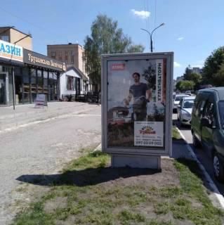 Ситилайт B в Волочиськ, Хмельницька обл. (Волочиськ, Хмельницька обл.), 1,14х1,72м.  вул. Незалежності, 94 фото 1