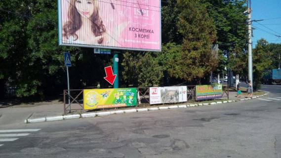 Білборд, Бігборд (Борд)  A у Кременчуці пр. Свободи - вул. Вадима Пугачoва №7 (1 х 3 м.) Фото 1