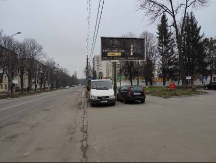 Билборд A в Виннице вул.600-річчя   від ТЦ" Мегамолл" "Comfy") в центр фото 1