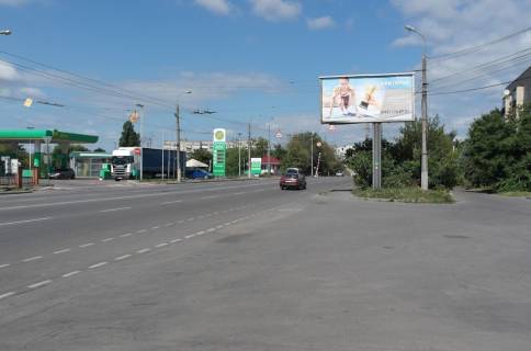 Білборд, Бігборд (Борд)  A у Вінниці вул.Лебединського., 5 ( "БМ Банк", СТО, напрямок  в центр ") Фото 1