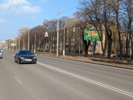 Билборд A в Виннице вул.Пирогова , 123- ресторан "Мисливець" (в центр) фото 1