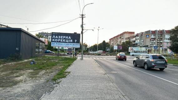 Билборд B в Ужгороде вул.Капушанська (Перемоги),152 в"їзд в Ужгород фото 2