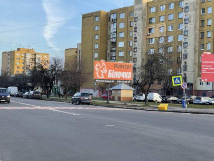 Билборд A в Ужгороде, 3x6  пр. Свободи 46 фото 1