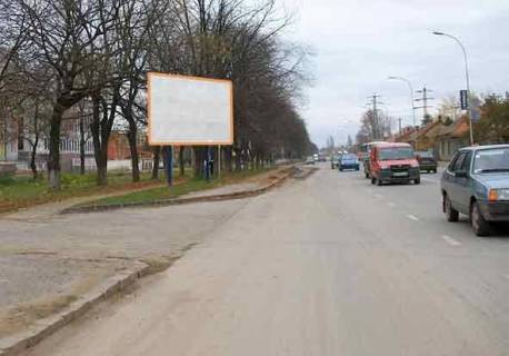 Билборд A в Ужгороде, 3x6  вул. Карпатської України (Гагаріна), 103 фото 1