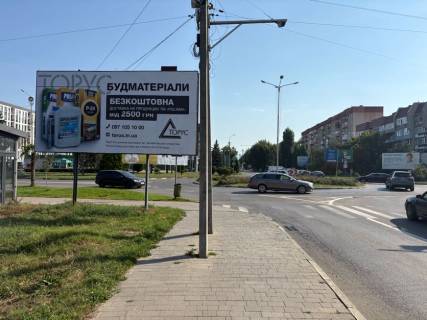 Билборд B в Ужгороде вул.Капушанська (Перемоги),152 в"їзд в Ужгород фото 1