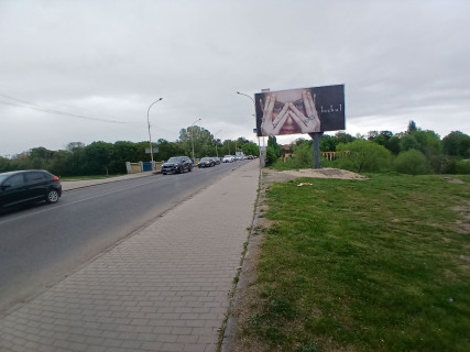 Білборд, Бігборд (Борд)  A у Ужгороді, 3x6  вул.Академіка Шпеника в"їзд на міст Фото 1