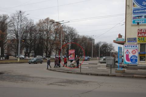 Ситилайт A в Полтаве Вул. Cоборності / вул.Сінна (готель «Київ»)  фото 1