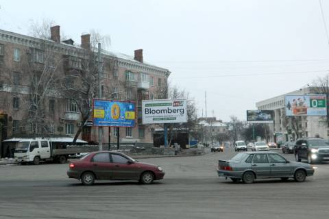 Призматрон, Призма A у Полтаві вул. Небесної Сотні (Леніна), Державного Прапора вул. (Гагаріна), 1 (зуп «пл.Констітуції») (призматрон) - 181362 Фото 1