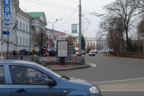 Ситилайт B в Полтаве вул. Соборності (Жовтнева), 33  (зупинка "Будинок зв`язку") фото 1