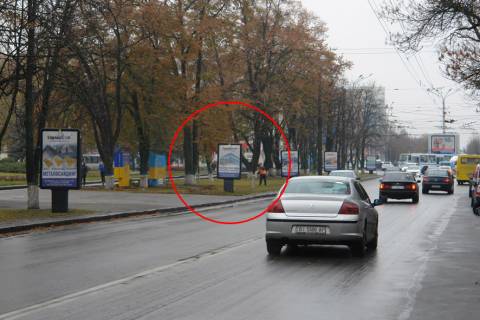 Ситилайт B в Полтаве вул. Соборності (Жовтнева), 45(R10) (Полтавська обласна державна адміністрація) фото 1