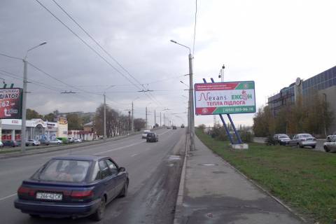 Білборд, Бігборд (Борд)  A у Полтаві, 3х6  Решетилівська вул. (Маршала Бірюзова) (КФ «Домінік») Фото 1