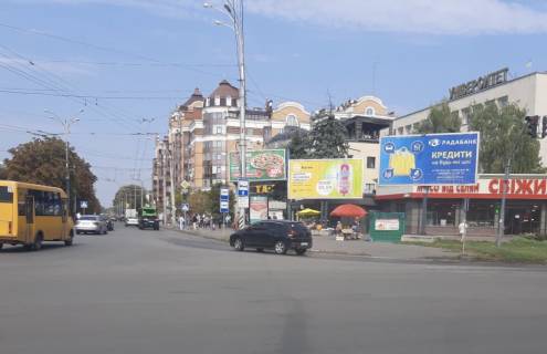 Призма A в Полтаве, 3х6  вул. Соборності (Жовтнева) / Майдан Незалежності (призматрон) - 47624 фото 5
