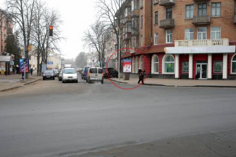 Ситилайт A в Полтаве вул. Соборності (Жовтнева), 44 / Майдан Незалежності фото 1