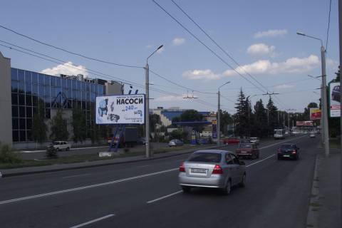 Билборд B в Полтаве, 3х6  Решетилівська вул. (Маршала Бірюзова) (КФ «Домінік») білборд фото 1