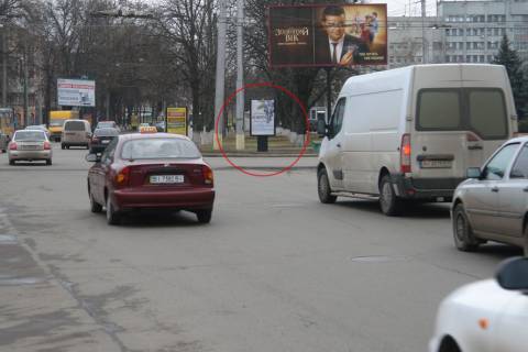 Ситилайт A в Полтаве, 1,2х1,8  вул. Соборності (Жовтнева), 45 / вул.Сінна (пішохідний перехід) фото 1