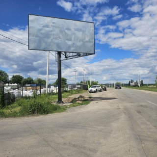 Билборд B в Хотове с. Хотів, вул. Круглицька_Юності (в центр села) фото 1